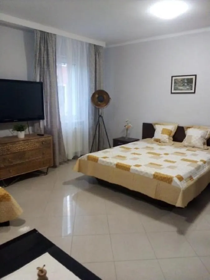 Apartman Rachegy Erlau